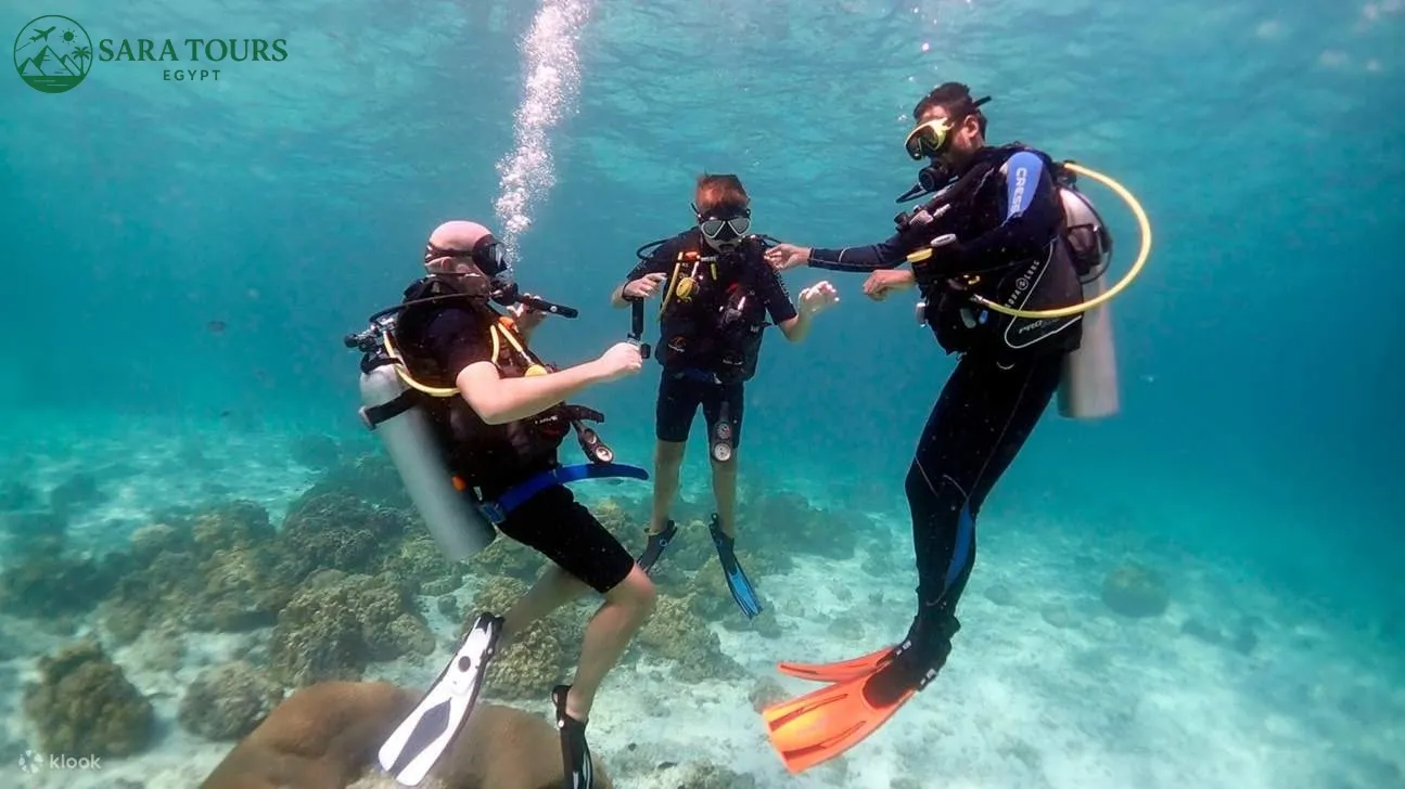 Beginner Diving in Hurghada with Yacht Trip, 2 Dives & Lunch